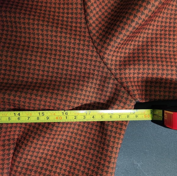 Fall into a wiggle dress - Picture 8 of 9